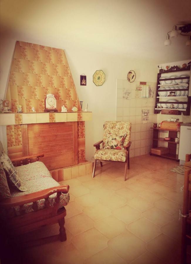 Sa Domu Antiga Villa Solarussa ภายนอก รูปภาพ